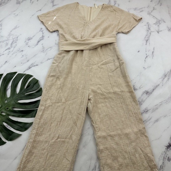 GParrish x Roolee Womens Wide Leg Jumpsuit Size M Cream Wrap Top Textured - Picture 1 of 10